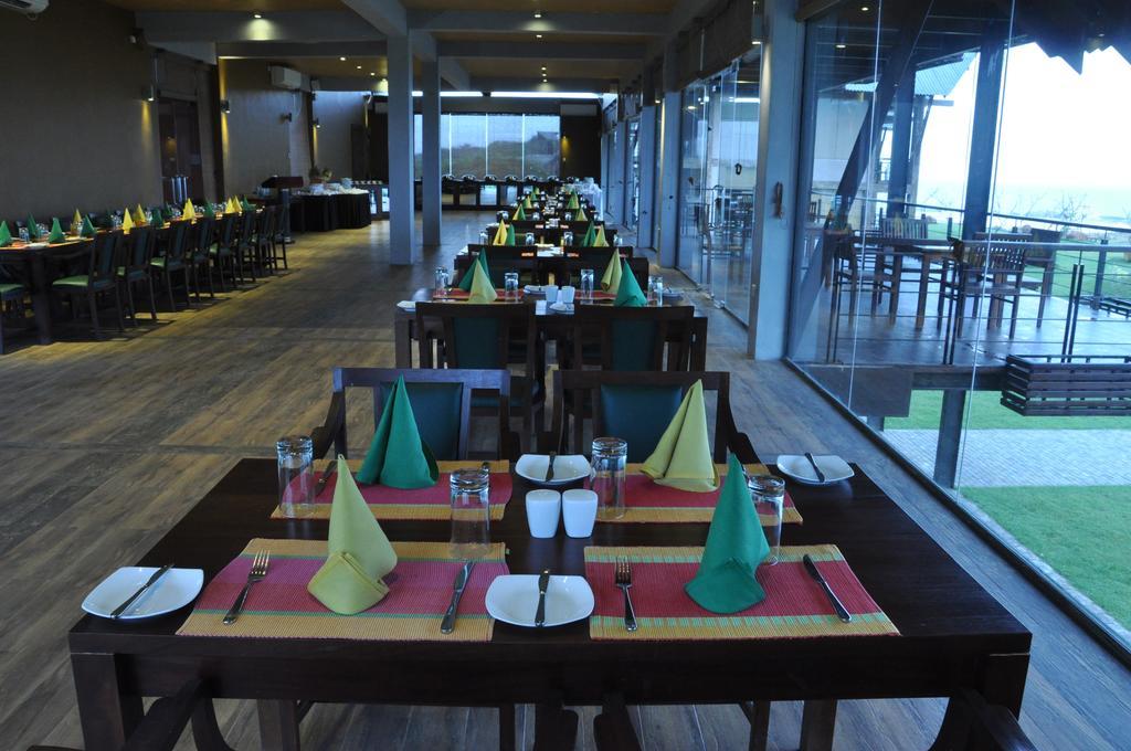 Laya Safari Resorts & Spa Yala Exterior foto