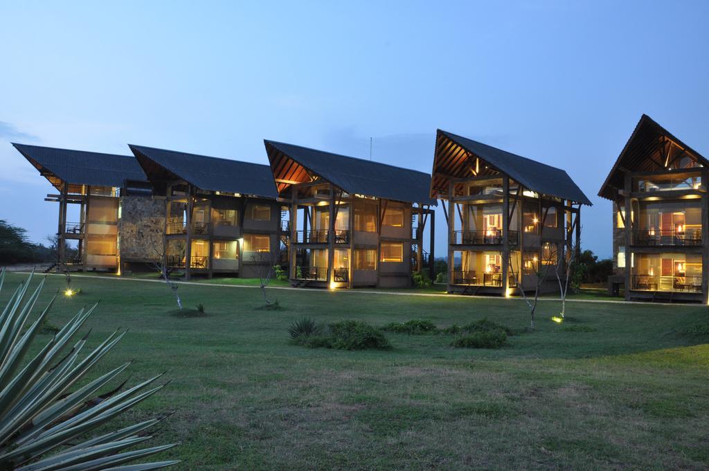 Laya Safari Resorts & Spa Yala Exterior foto